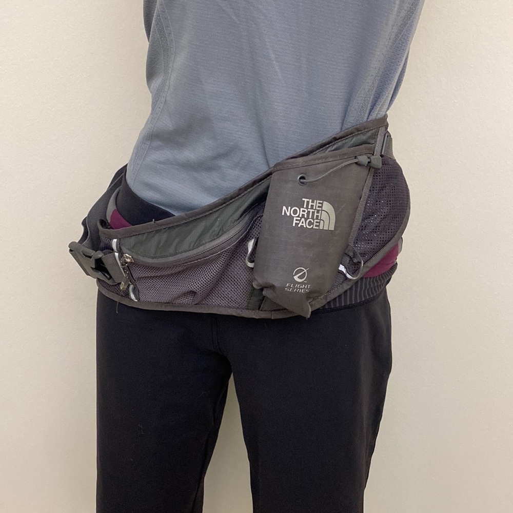 The North Face enduro belt 1 fanny pack